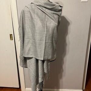 H&M’s Wrap/ Scarves 🧣